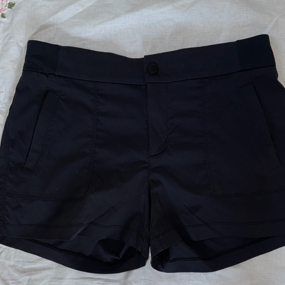 Athleta Women's Black Cargo Shorts